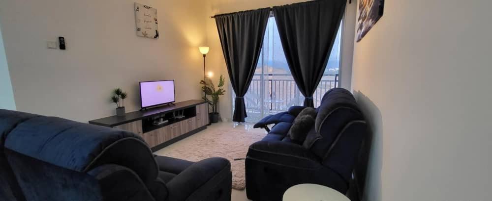 Imanz 3 Bedroom & 3 Bathroom